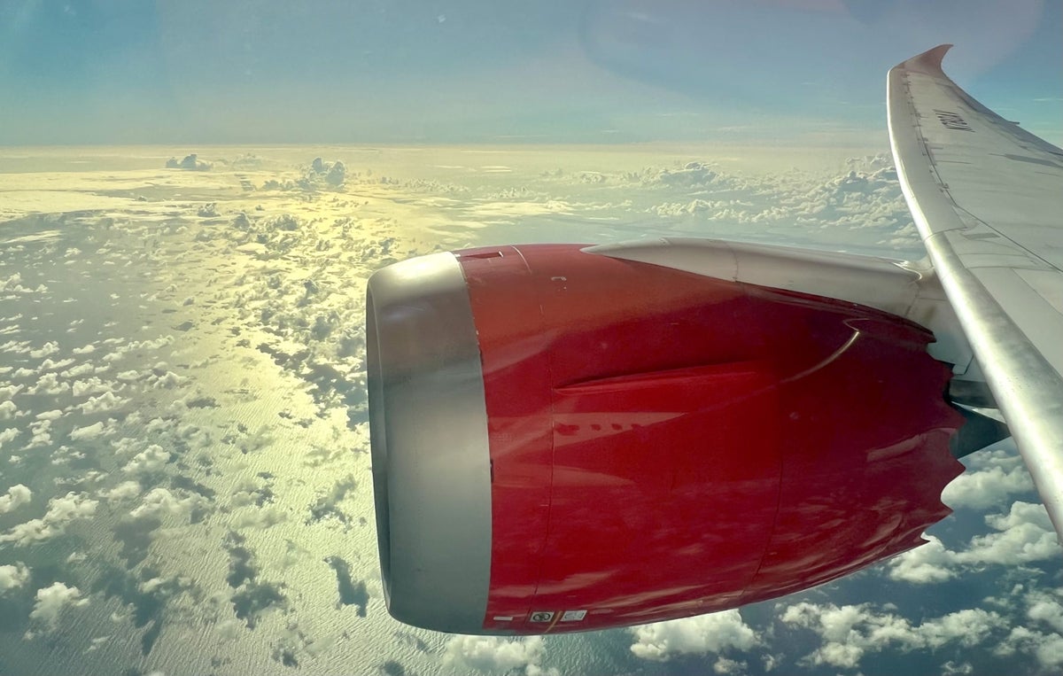 Avianca Boeing 787 Business Class wing view Caribbean