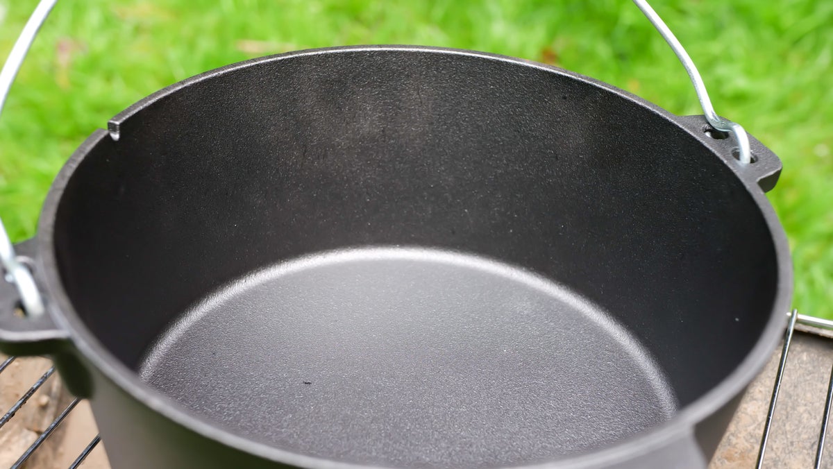 Camping dutch oven capacity