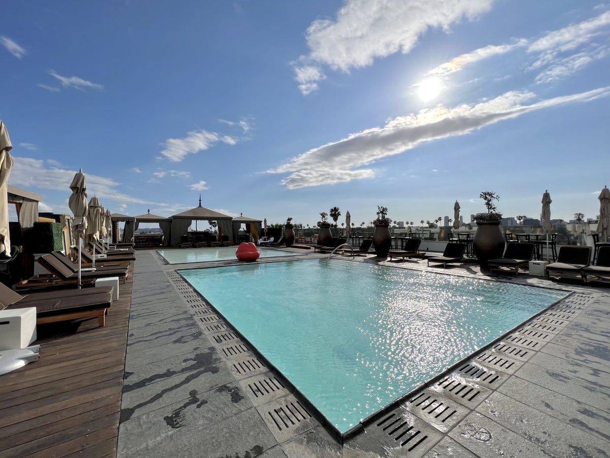 SLS Hotel, a Luxury Collection Hotel, Beverly Hills rooftop pool