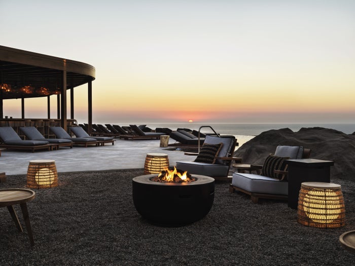New Hyatt Unbound Collection Property Opens in Santorini, Greece