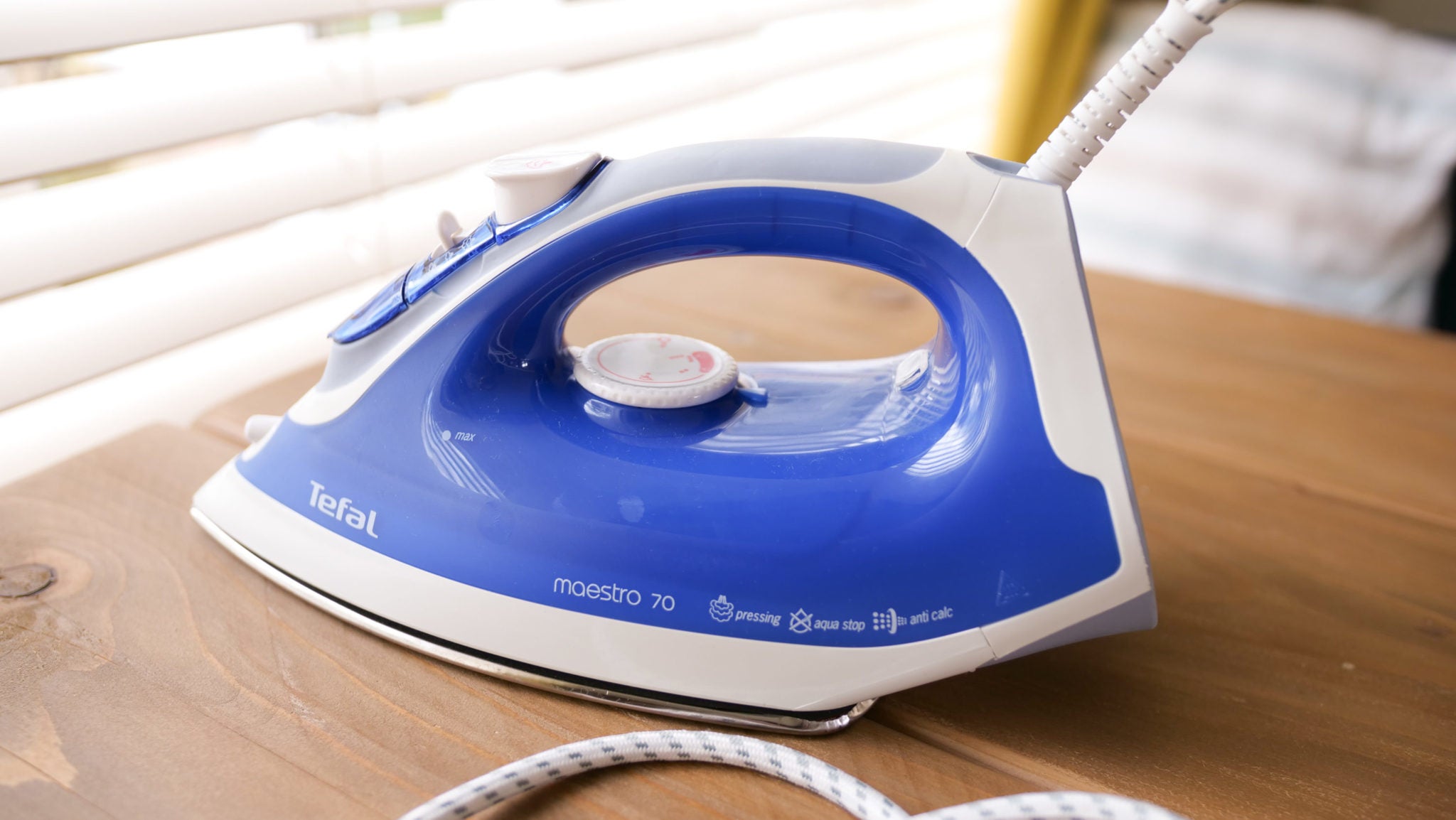 The 8 Best Travel Irons in 2023 [Portable, Dual Voltage]