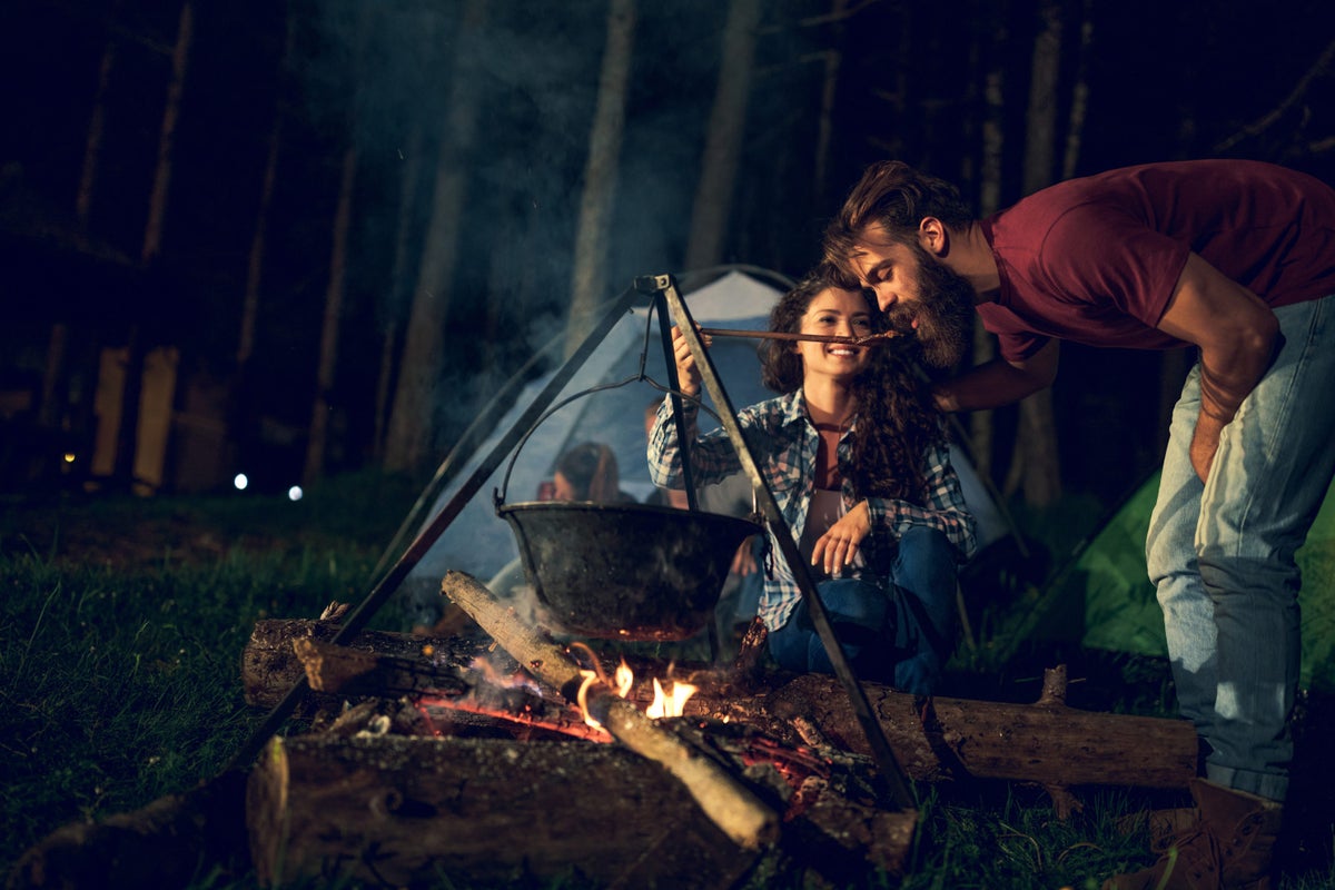 The 8 Best Camping Dutch Ovens [2024]