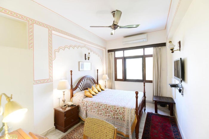 Hotel Meghniwas