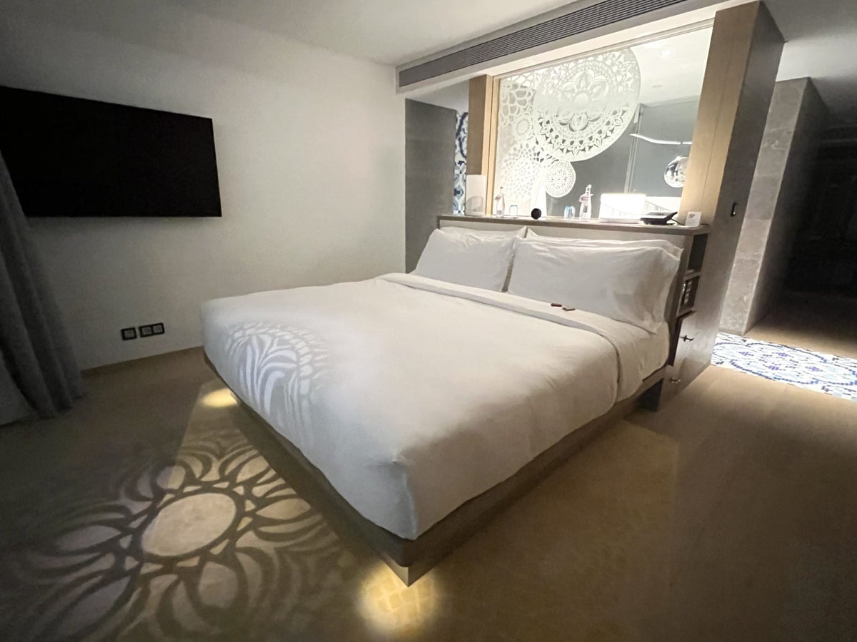 W Algarve Marvellous Residence master light feature
