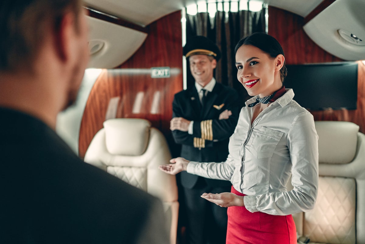 How To Use “Empty Legs” To Fly Private for Much Cheaper [7 Tips]