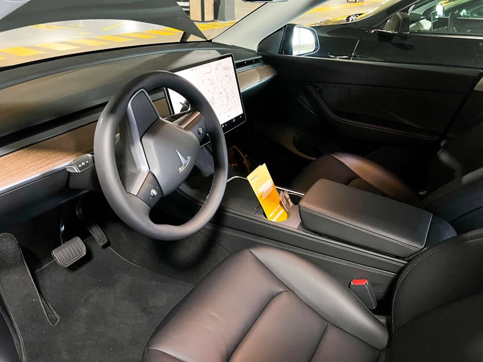 [Expired] Get a Free Day on Your Next Hertz Car Rental