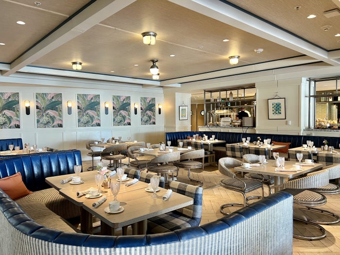 Ritz Carlton South Beach Fuego Y Mar Booths and Tables