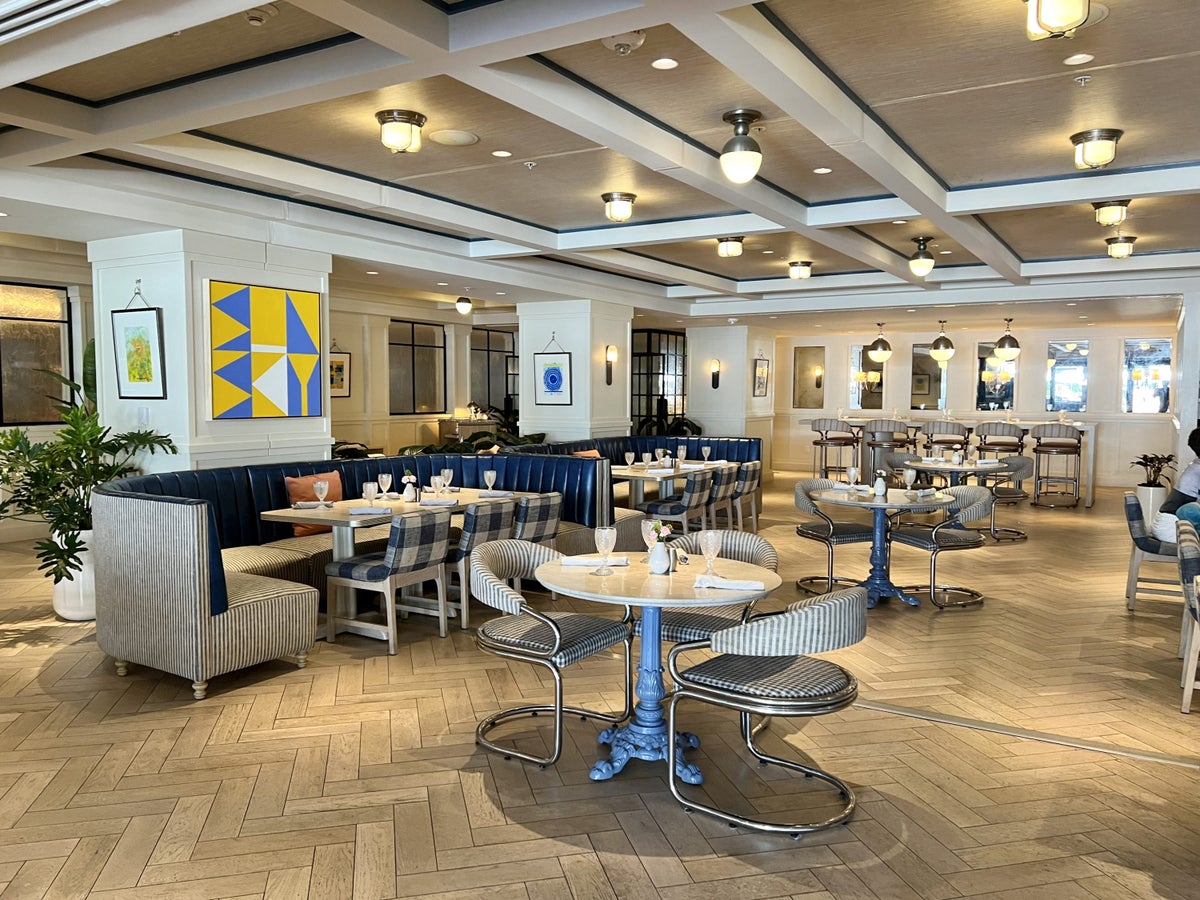 Ritz Carlton South Beach Fuego y Mar Interior Seating Variety