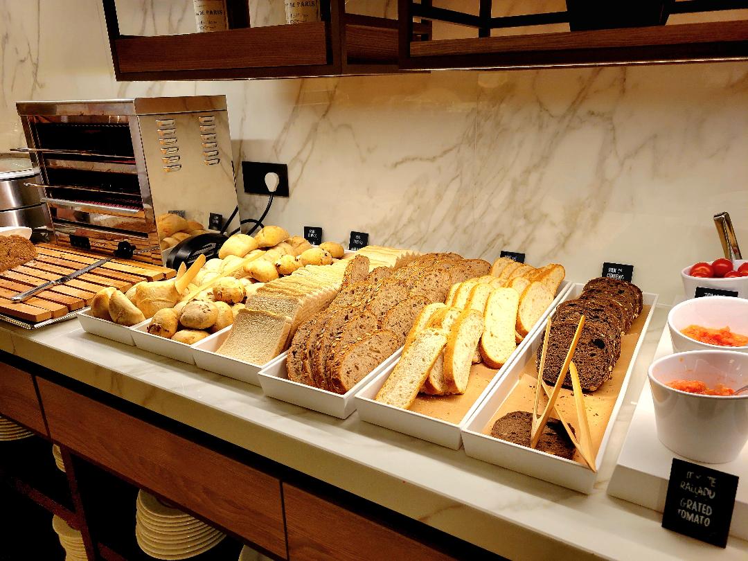 AC Hotel Alicante Breads