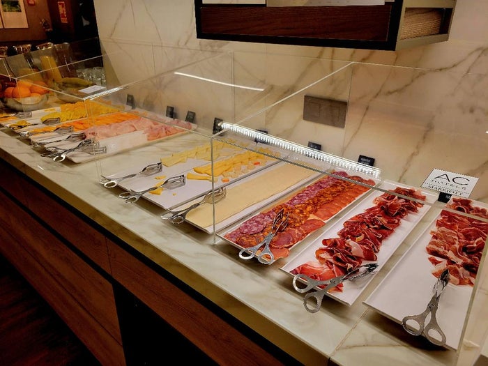AC Hotel Alicante Meats Cheeses