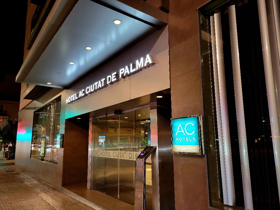 AC Hotel Palma Mallorca Entrance