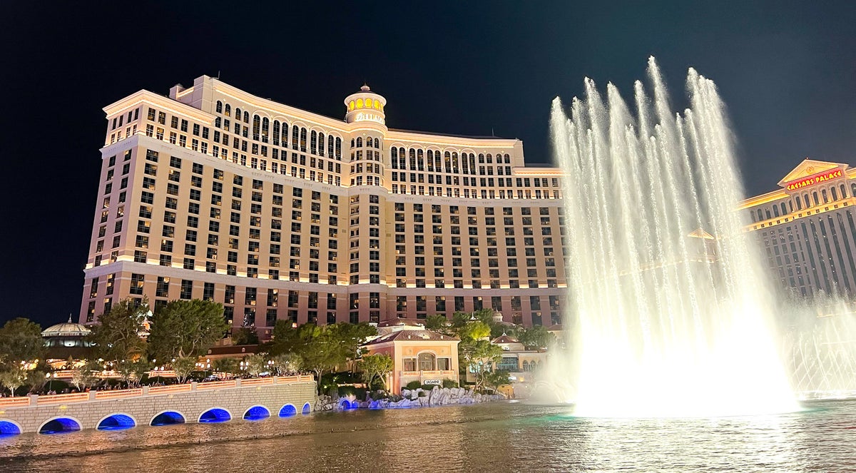 Bellagio Las Vegas night fountains
