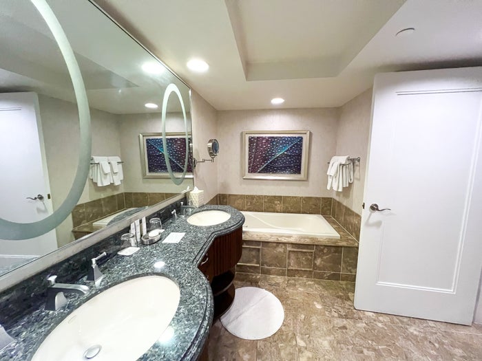 Bellagio Las Vegas spa tower bathroom sink