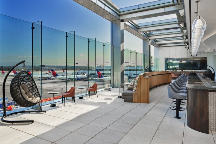Delta LAX SkyClub Deck