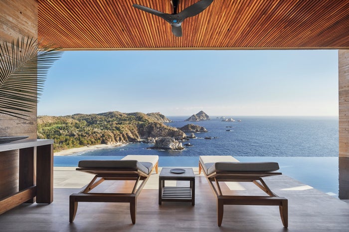 Beachfront Four Seasons Resort Tamarindo, México Opens in Jalisco