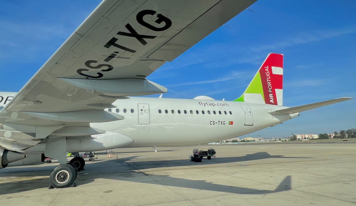 TAP Air Portugal Airbus A321LRneo business class LIS CS TXG