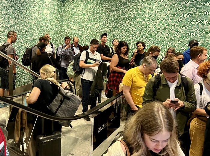 TAP Air Portugal Airbus A321LRneo business class LIS boarding area