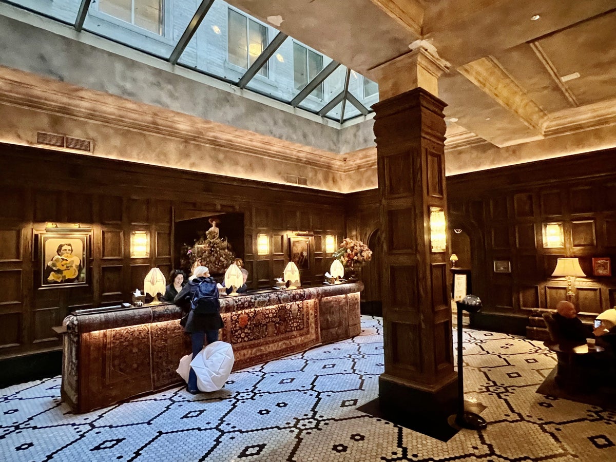 The Beekman check in