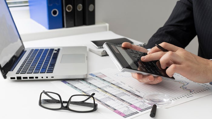 Personal Finance & Credit Card Statistics for 2022: A Look Inside the Piggy Bank