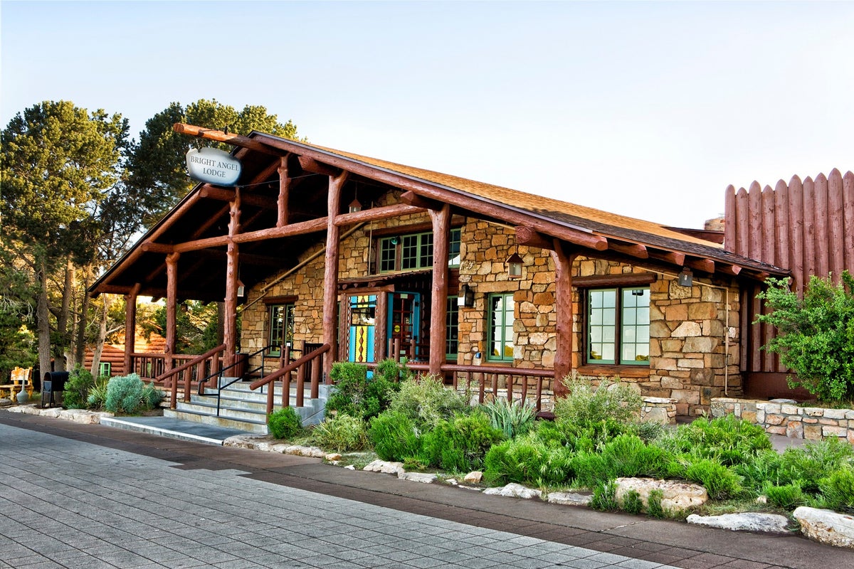 National Park Week Brings Big Offers From the Company Managing In-Park Lodging and Facilities