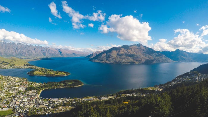 The Best Ways To Fly to New Zealand With Points and Miles [Step by Step]