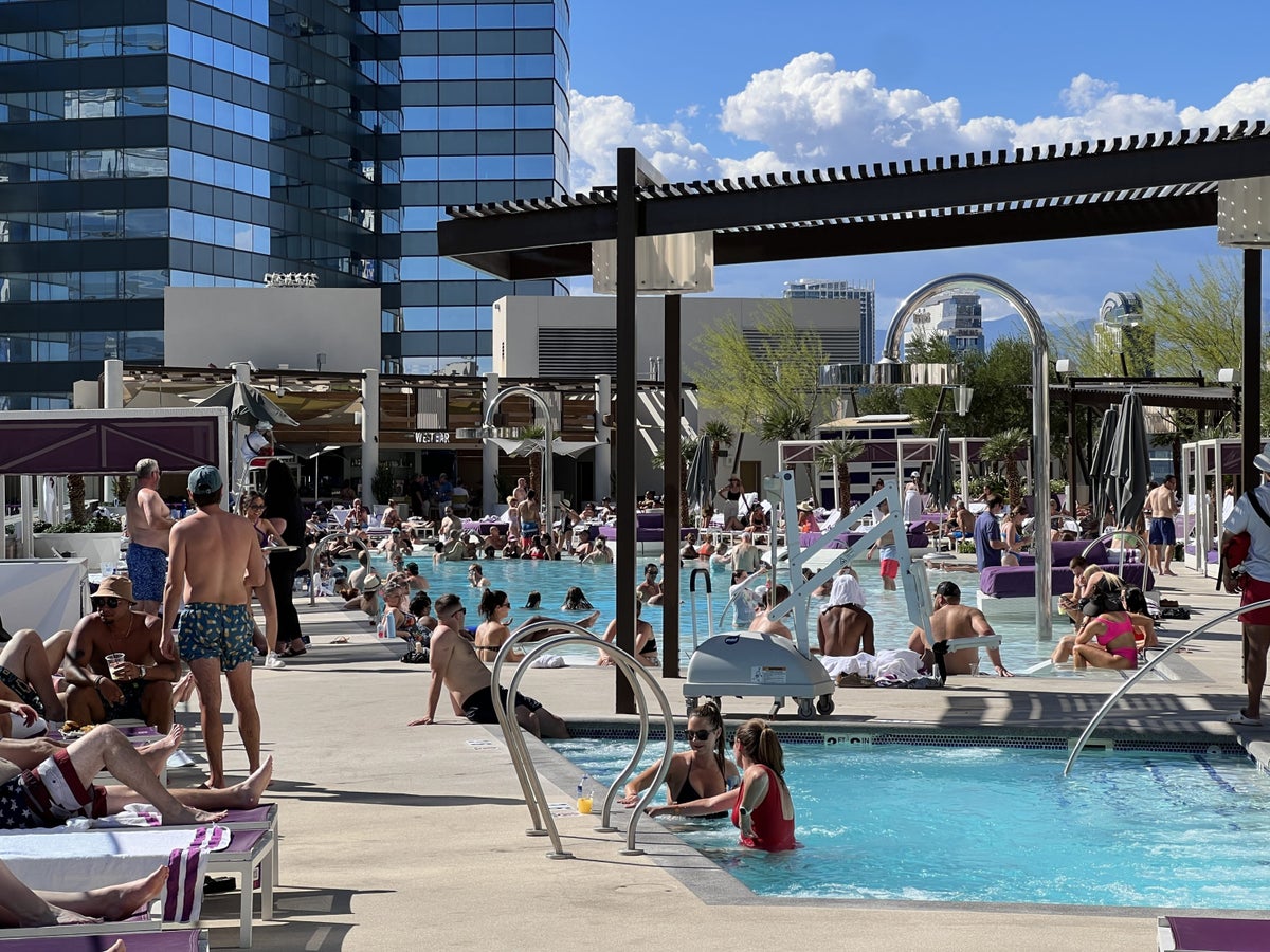 The Cosmopolitan Las Vegas Chelsea Pool Detail