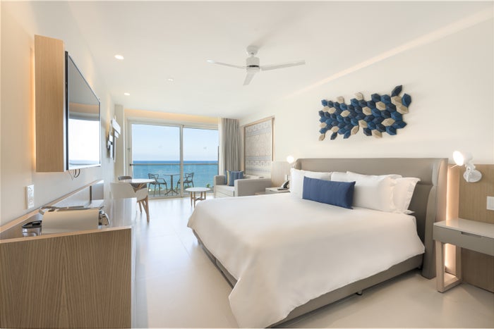 Royalton guest room