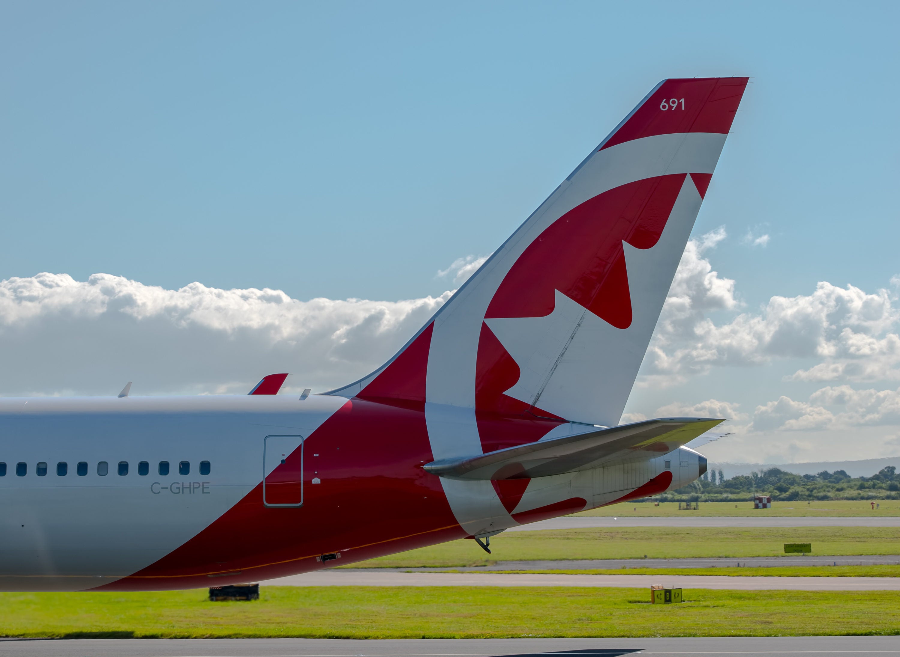 Air Canada 767 tail