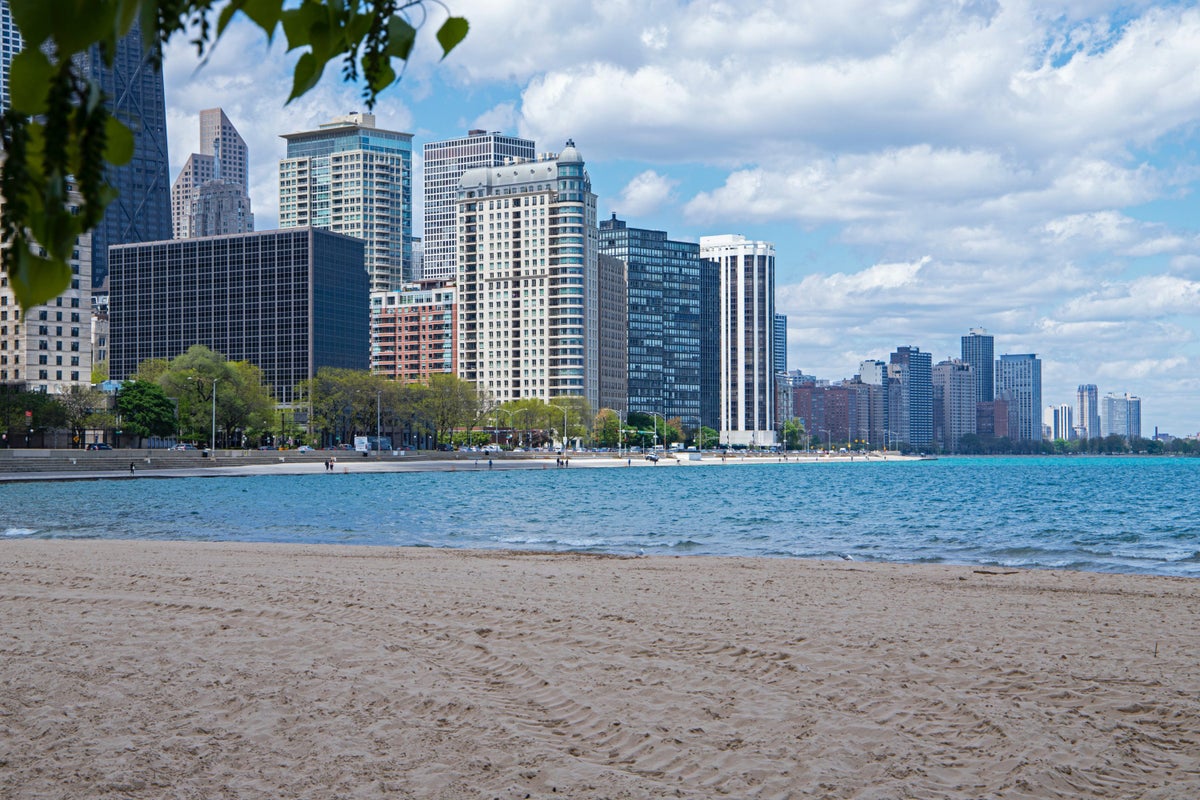 12th Street Beach, Chicago (2023) - Images, Timings