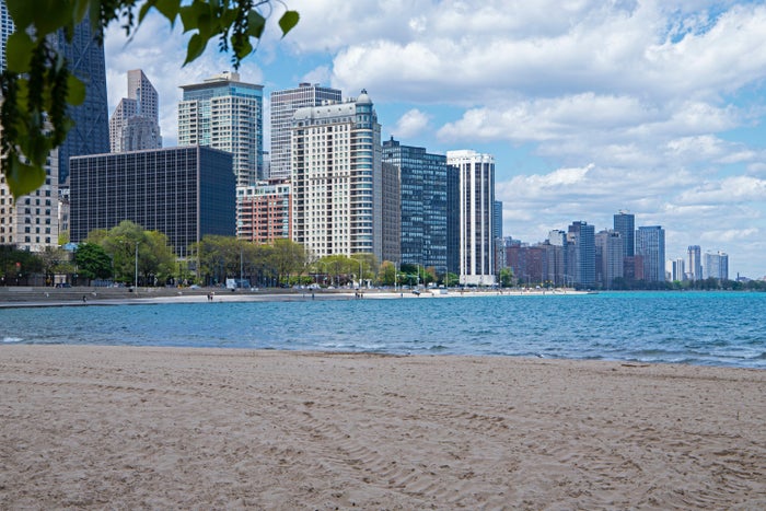 The 10 Best Beaches in Chicago, Illinois [2025]