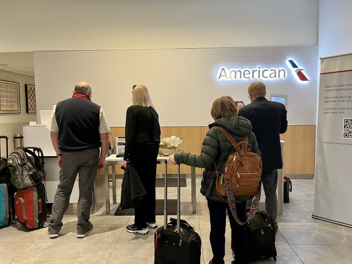 American Airlines Premium Economy Boeing 787 9 DFWAdmiralsClubTermDCheckin