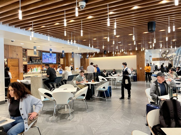 DFWCenturionLoungeBar DFWCenturionLoungeBar