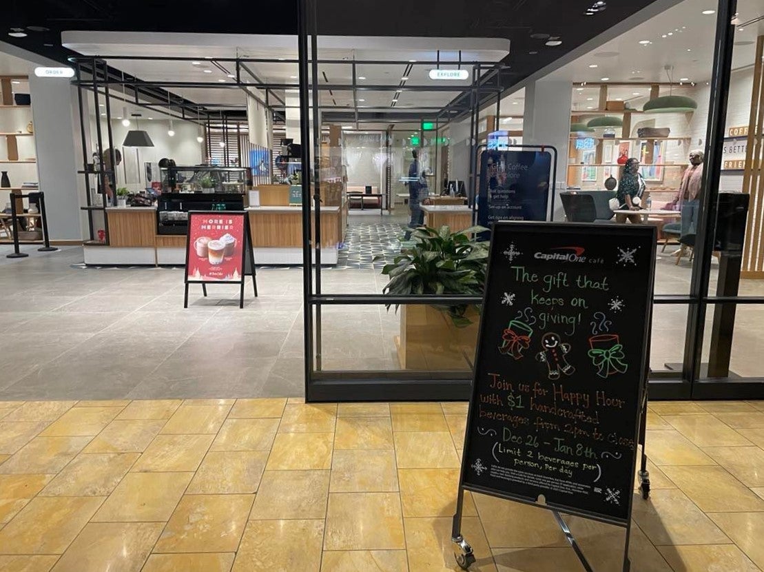 Entrance to the Houston Galleria Capital One Café