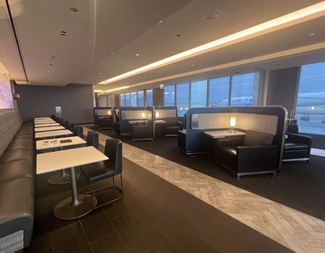 Turkish Airlines Boeing 787 Business Class Review [ORD to IST]