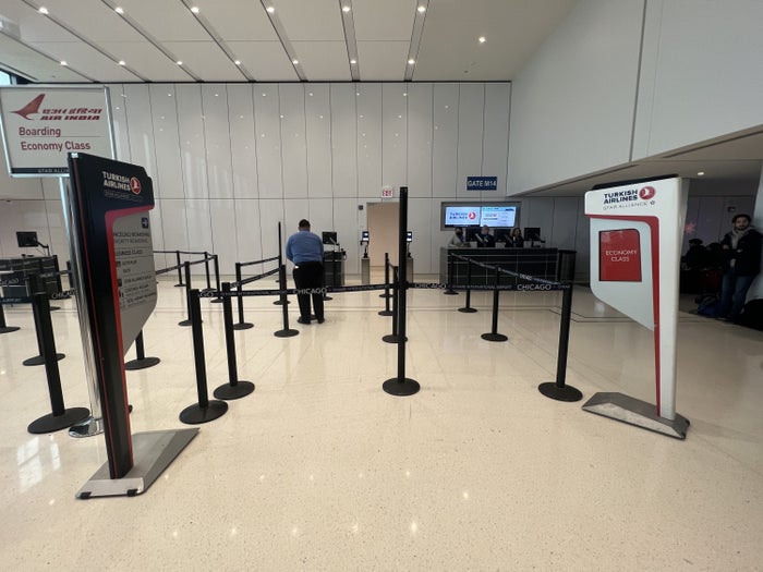 ORD Gate M14
