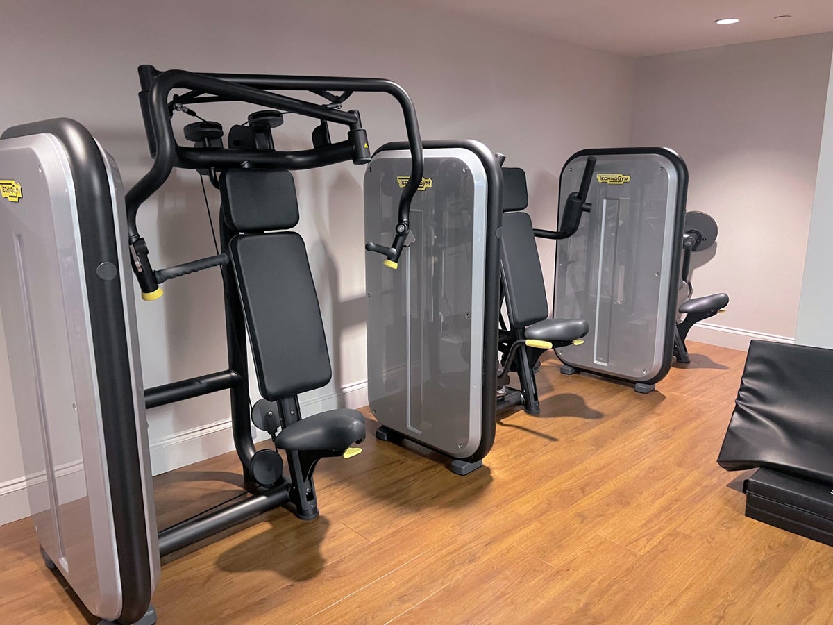 InterContinental New York Barclay fitness center weight machines