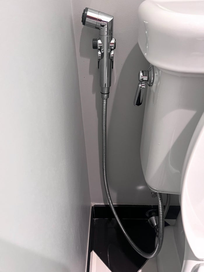 Intercontinental New York Barclay guestroom bidet