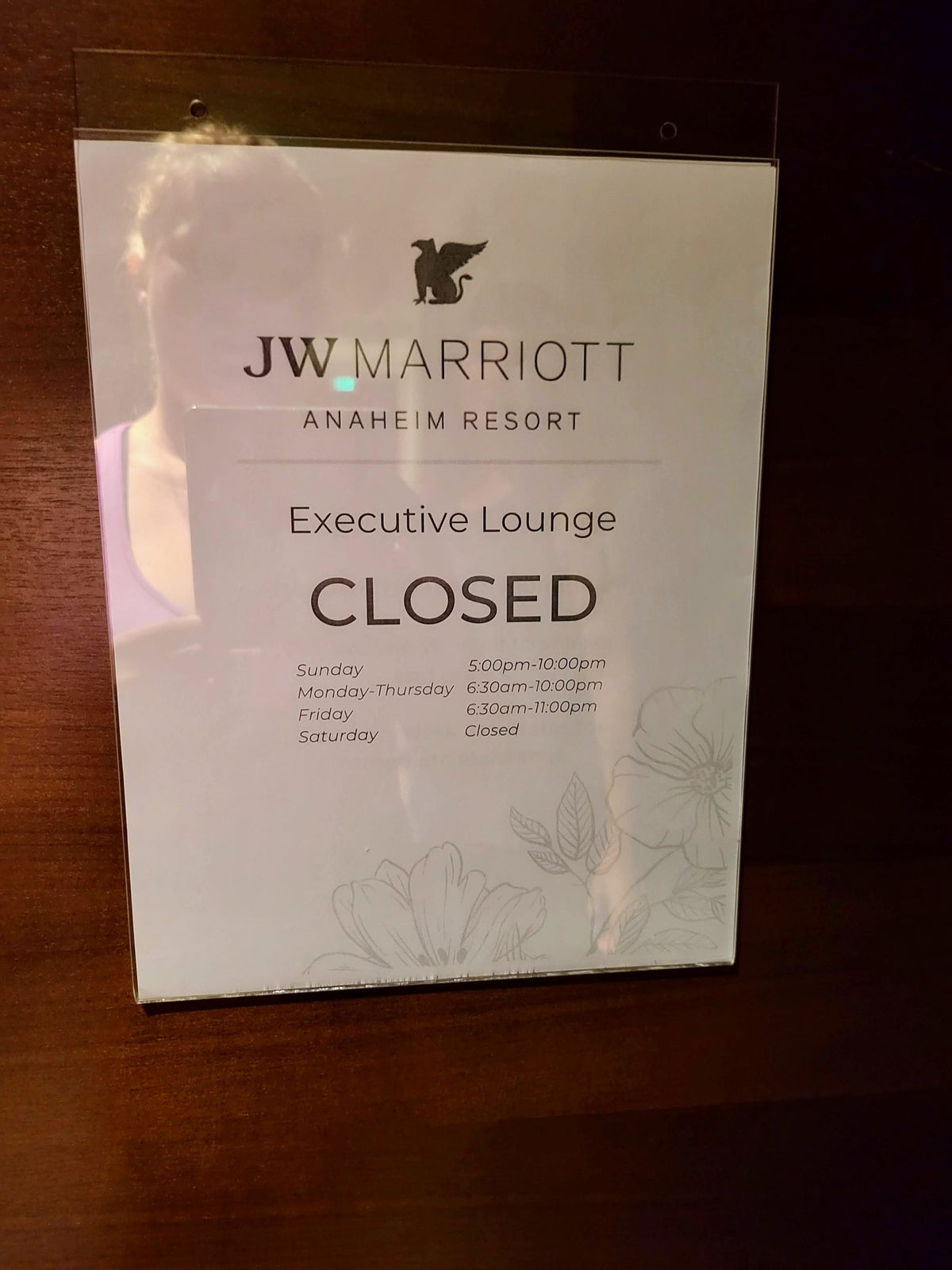 JW Marriott, Anaheim Resort lounge hours
