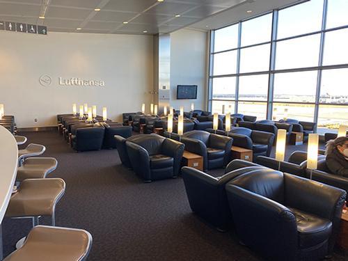 Lufthansa Business Lounge IAD