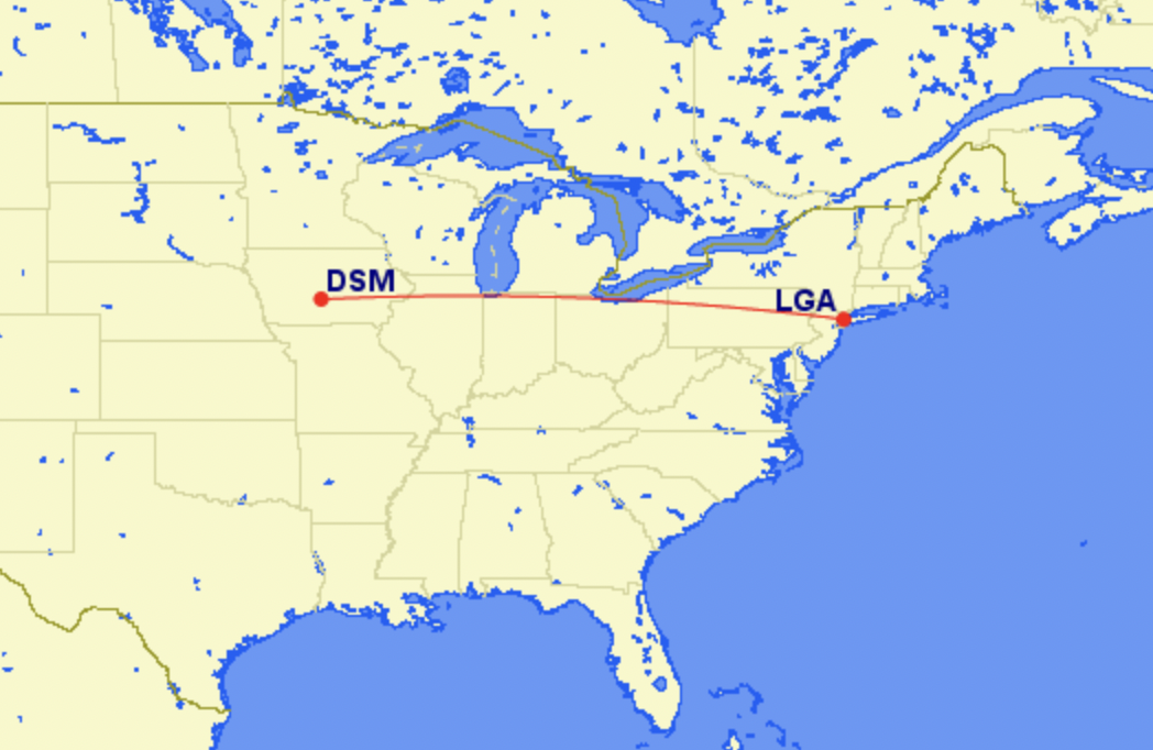 Map of American Airlines route from Des Moines to LaGuardia