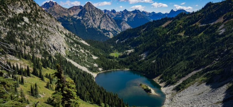 The Ultimate Guide to North Cascades National Park [2023]