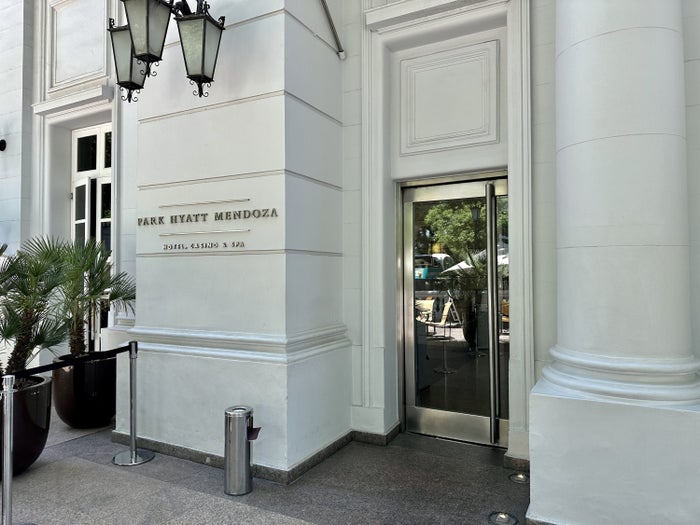 Park Hyatt Mendoza Exterior Sign