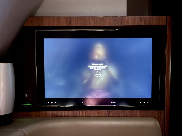 Qatar Airways Airbus A380 first class IFE issues