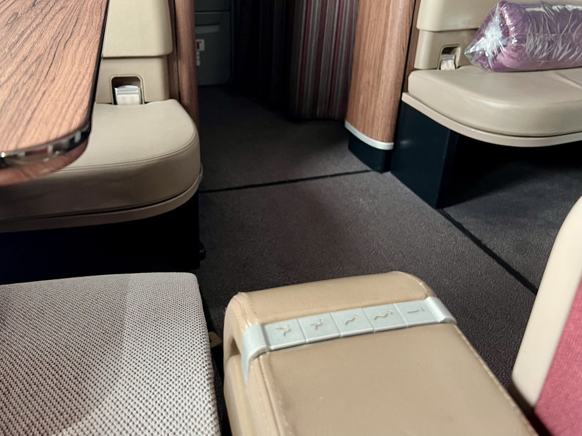 Qatar Airways Airbus A380 first class seat controls