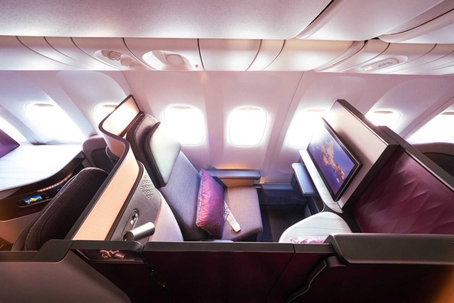 The 25 Best International Business Class Airlines In The World [2023]