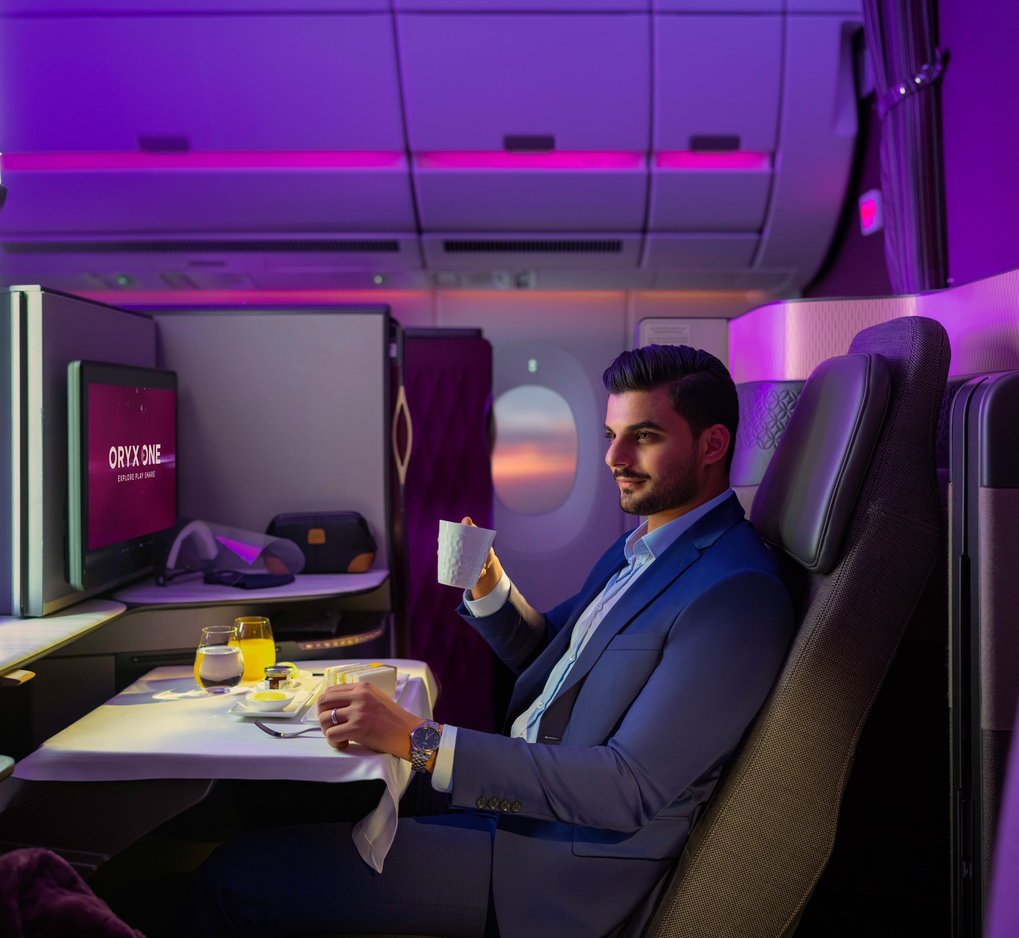 Qatar Airways Qsuite drink service