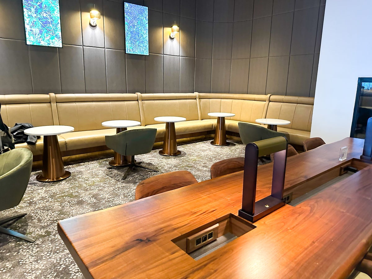 Soho Lounge JFK seating options