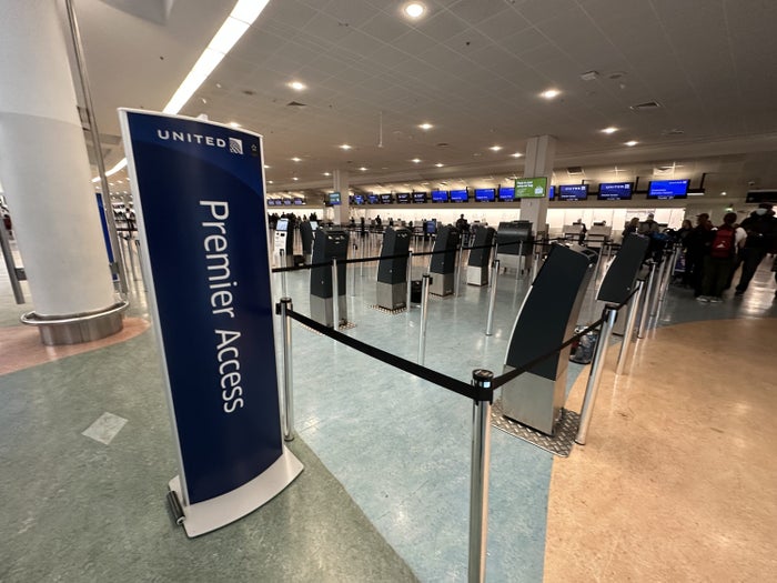 United MileagePlus Premier Members: Request Your Luggage Tags