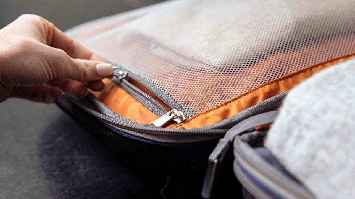 The 10 Best eBags Luggage for Travelers [Backpacks, Hardside, Softside]