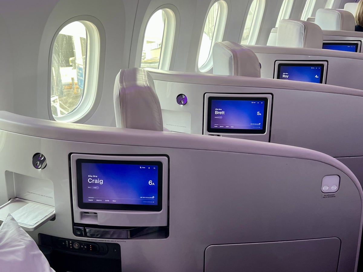 Air New Zealand Boeing 787 business class kia ora